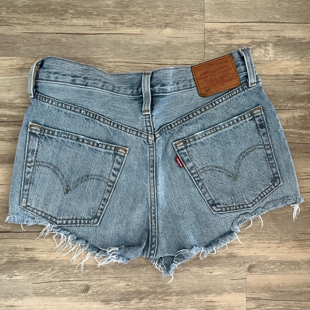 LEVI’s Vintage 501 Jean Shorts
